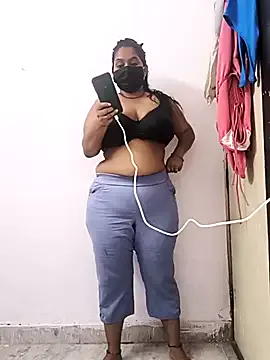 Sandhya_77 – webcam model profile photo Image 6