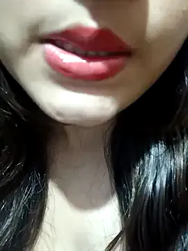 _Alicee_1 – webcam model profile photo Image 8