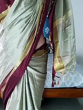 SEXaddictCANDY10 – webcam model profile photo Image 13