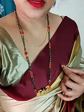 SEXaddictCANDY10 – webcam model profile photo Image 18