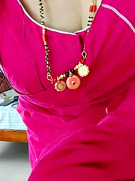 SEXaddictCANDY10 – webcam model profile photo Image 3