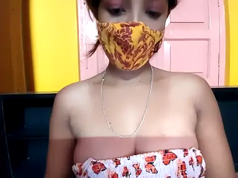 alana15 – webcam model profile photo Image 12