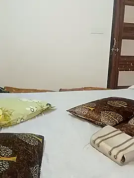 jacques_season – webcam model profile photo Image 3