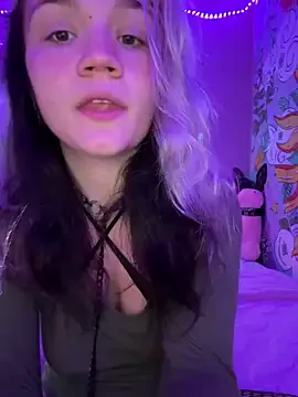 Wkatte – webcam model profile photo Image 13