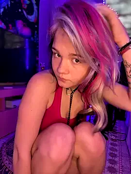 Wkatte – webcam model profile photo Image 15