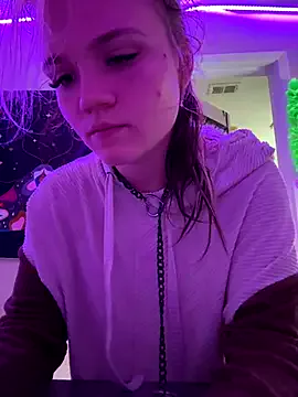 Wkatte – webcam model profile photo Image 9