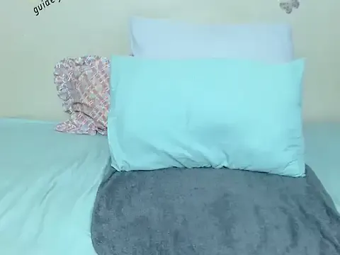 RollDolls – webcam model profile photo Image 17