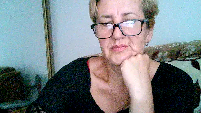 Ritusri_Dotta – webcam model profile photo Image 9