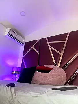 ThroatGoatTV – webcam model profile photo Image 17