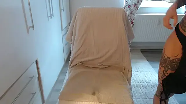 mis_eva – webcam model profile photo Image 12