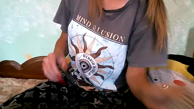 Kivcaluck – webcam model profile photo Image 18