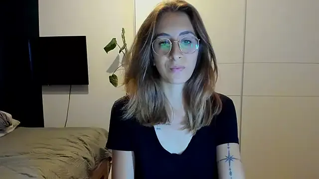 Liz_Hush – webcam model profile photo Image 16