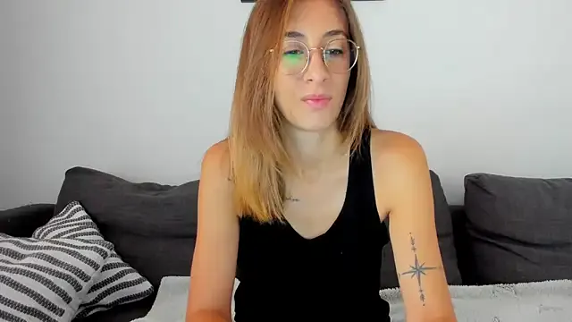 Liz_Hush – webcam model profile photo Image 18