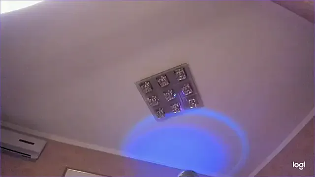 EmiliaCatalina – webcam model profile photo Image 11