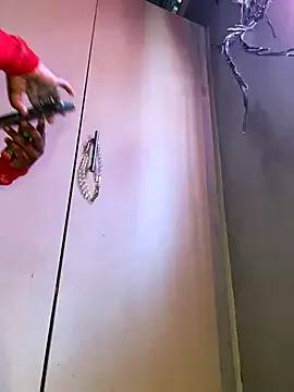 arieel__722 – webcam model profile photo Image 13