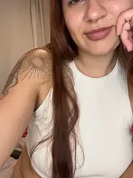 AllaTousNew – webcam model profile photo Image 17