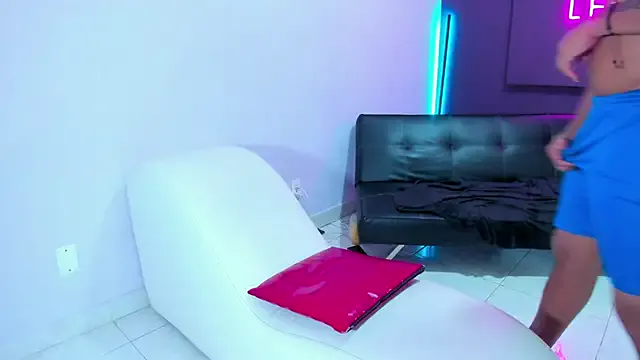 ava_delightt – webcam model profile photo Image 11