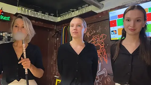 angeleyezlolita – webcam model profile photo Image 17