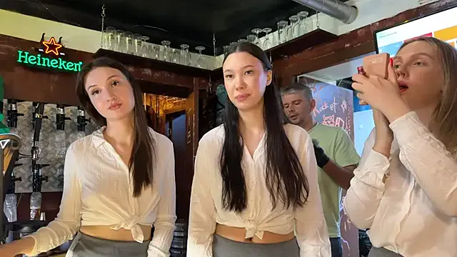 angeleyezlolita – webcam model profile photo Image 2