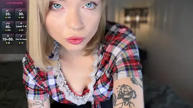 shinyways – webcam model profile photo Image 17