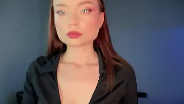 shinyways – webcam model profile photo Image 3