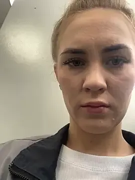 DreamGirl-777 – webcam model profile photo