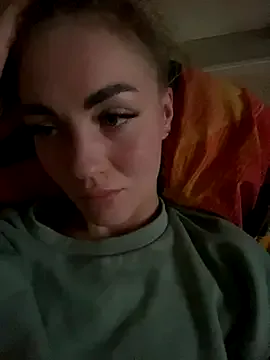 ginacali – webcam model profile photo Image 16