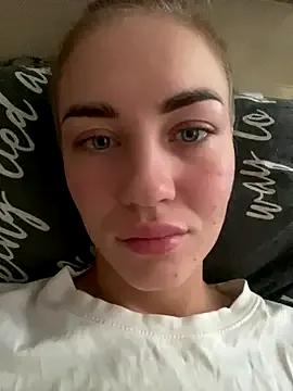 ginacali – webcam model profile photo Image 3