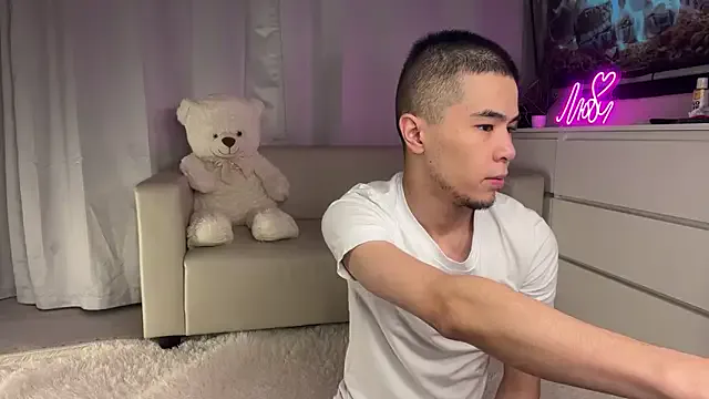 Chaptertoo – webcam model profile photo Image 14