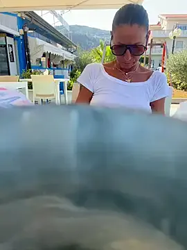 l0lita_sweet – webcam model profile photo Image 3