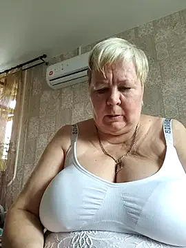 curvyflawless – webcam model profile photo Image 16