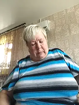 curvyflawless – webcam model profile photo Image 5