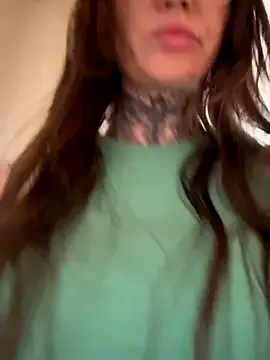 curvyflawless – webcam model profile photo Image 7