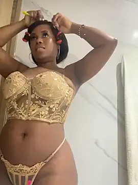 RollDolls – webcam model profile photo Image 6