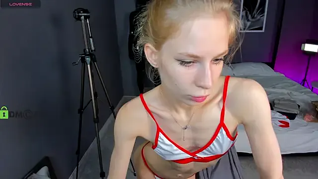 pennybabyy – webcam model profile photo Image 3