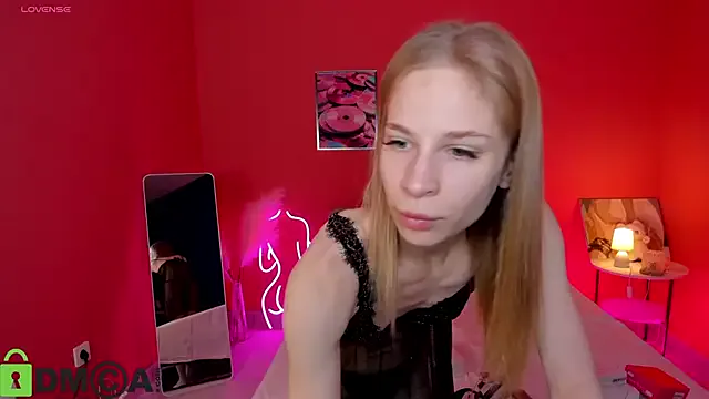 pennybabyy – webcam model profile photo Image 9