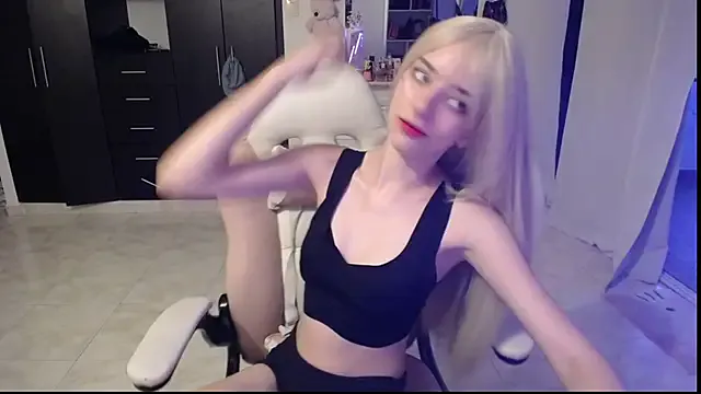 mon1_day – webcam model profile photo Image 12