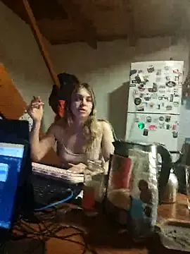 Sophie_cute06 – webcam model profile photo Image 15