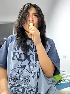 stussy3325 – webcam model profile photo Image 16