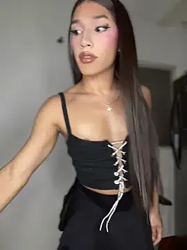 Threesome-no-mercy – webcam model profile photo Image 2