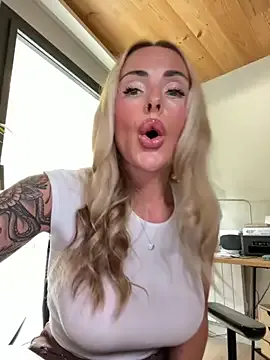 nide_xiaogou – webcam model profile photo Image 13