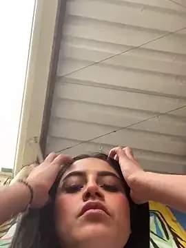 crazy_gerls – webcam model profile photo Image 14