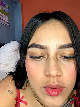 crazy_gerls – webcam model profile photo Image 6