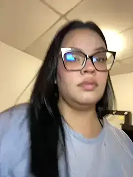 Myna-ssxxy12 – webcam model profile photo Image 12