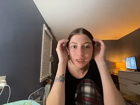 demieliss – webcam model profile photo Image 4