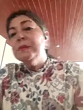 alana15 – webcam model profile photo Image 14