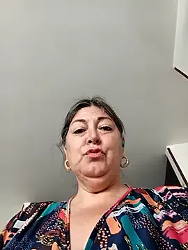 alana15 – webcam model profile photo Image 2