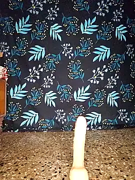 Rose_berry – webcam model profile photo Image 11