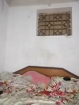 Rose_berry – webcam model profile photo Image 4