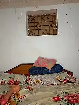 Rose_berry – webcam model profile photo Image 7